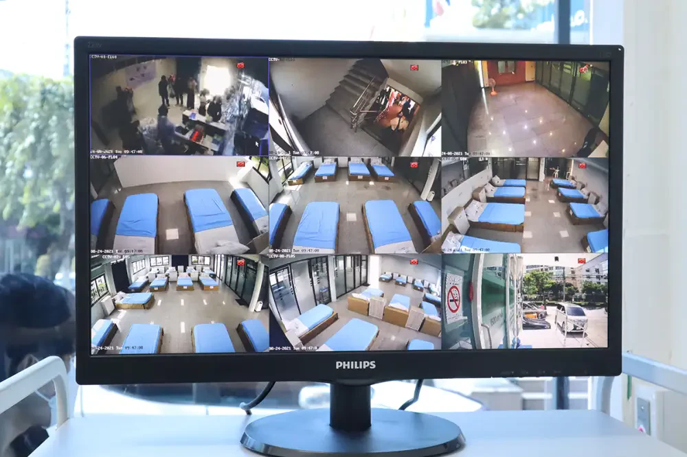 Symphony Communication Public Company Limited sponsors the Community Isolation Center Project by Rungtawan Nursing Care Co., Ltd.