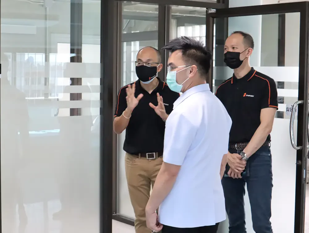 Symphony Communication Public Company Limited sponsors the Community Isolation Center Project by Rungtawan Nursing Care Co., Ltd.