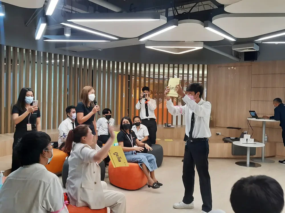 Welcomed Professors And Students From The Faculty Of Science And Information Technology, Thonburi University